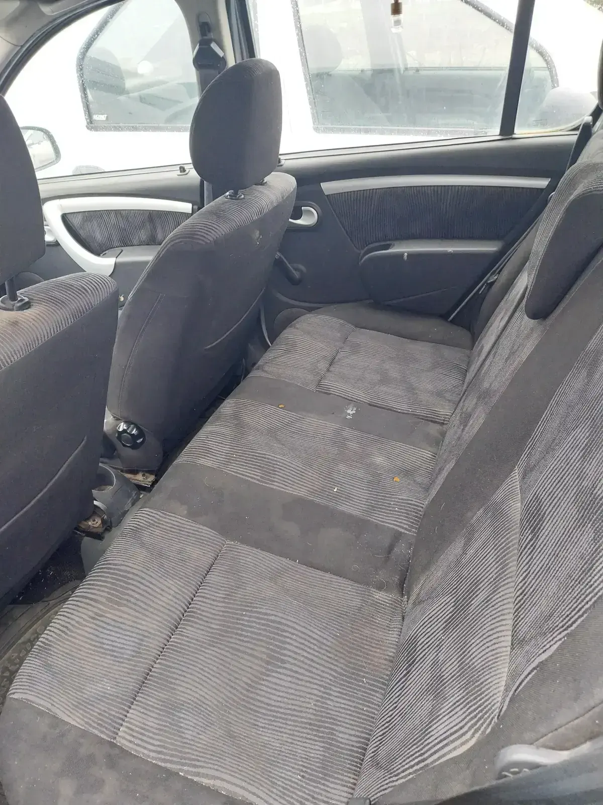 DACIA SANDERO - Image 15