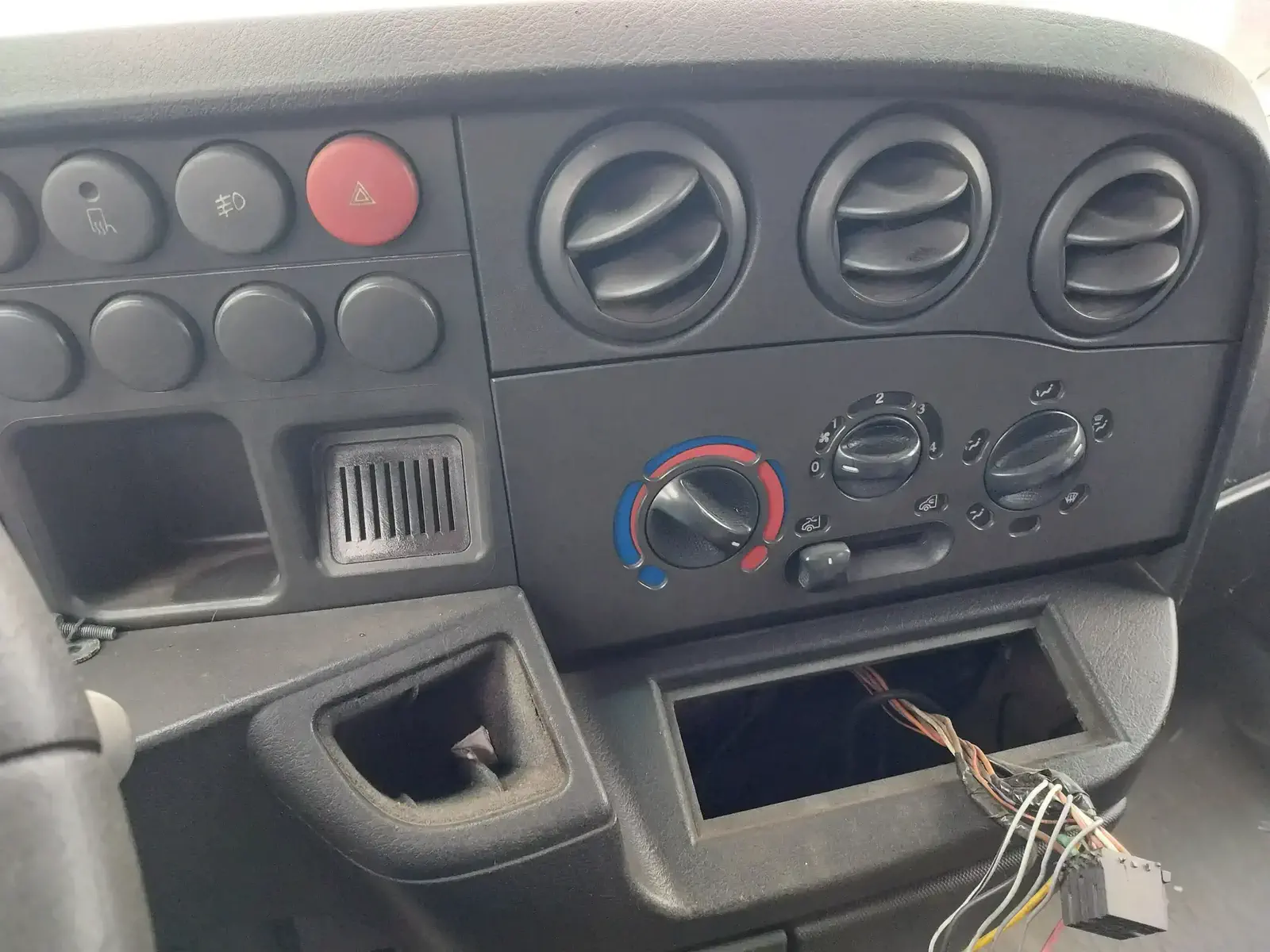 IVECO DAILY - Image 54