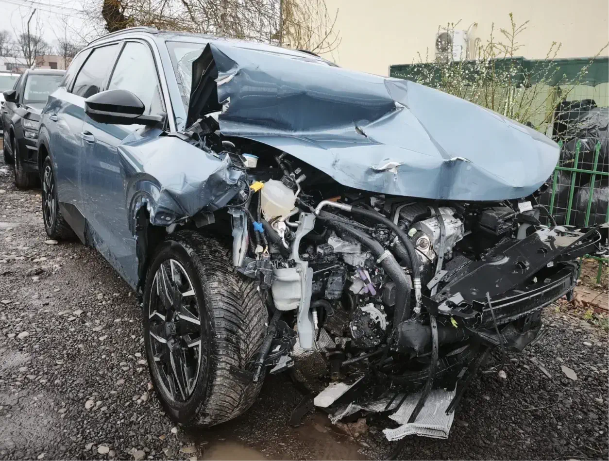 PEUGEOT 5008 - Image 1