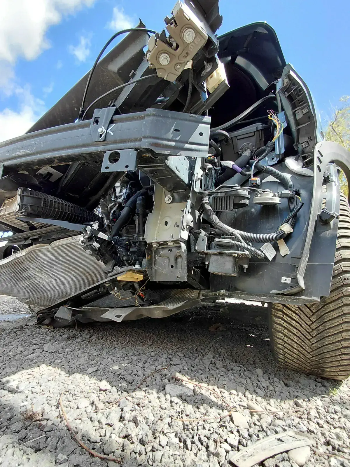 PEUGEOT 5008 - Image 17
