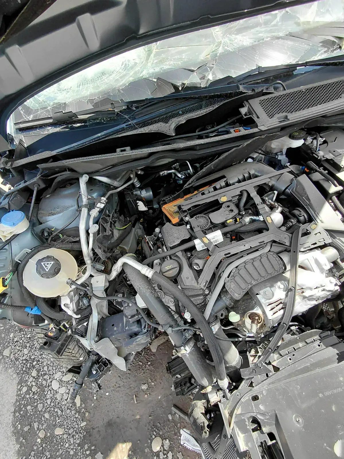 PEUGEOT 5008 - Image 9