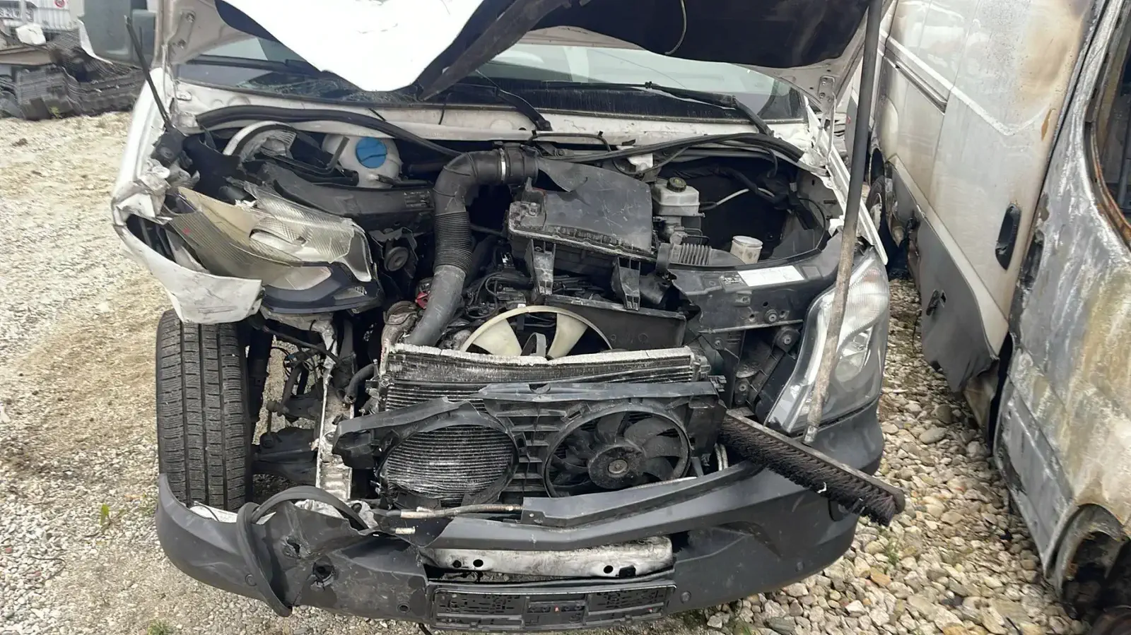 MERCEDES SPRINTER - Image 12