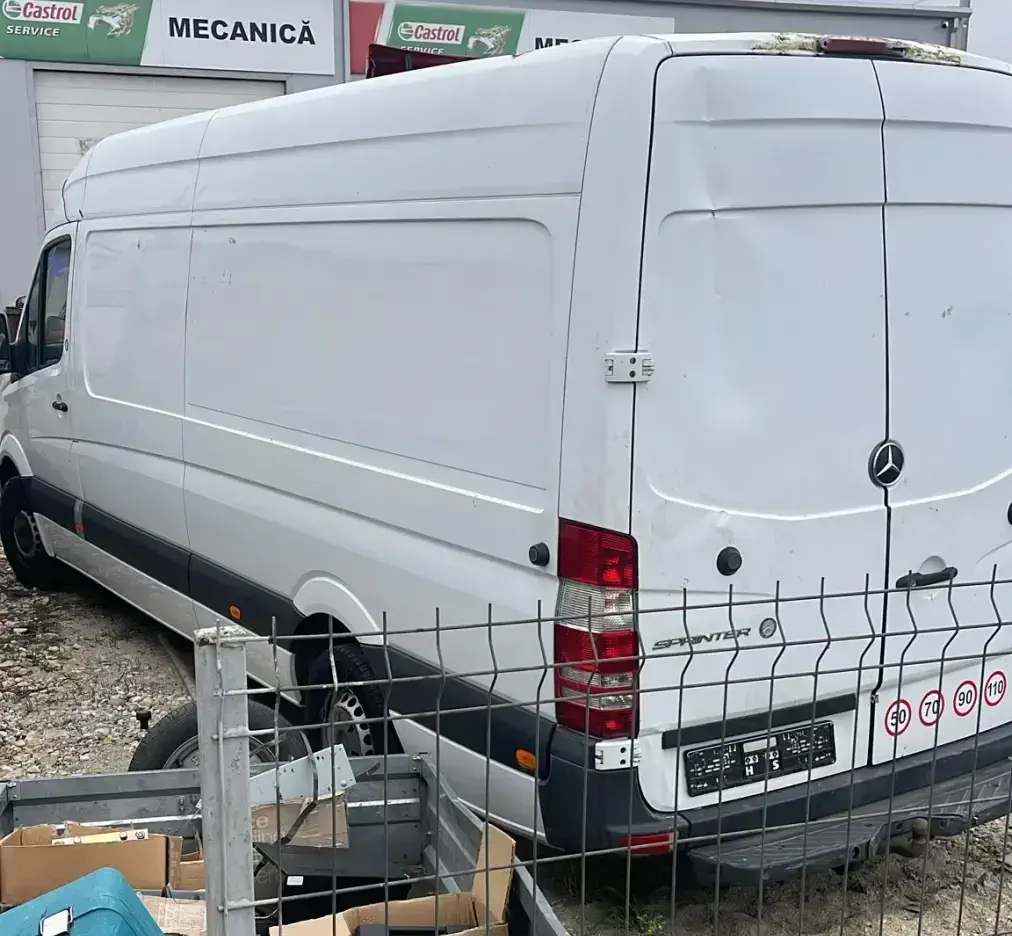MERCEDES SPRINTER - Image 4