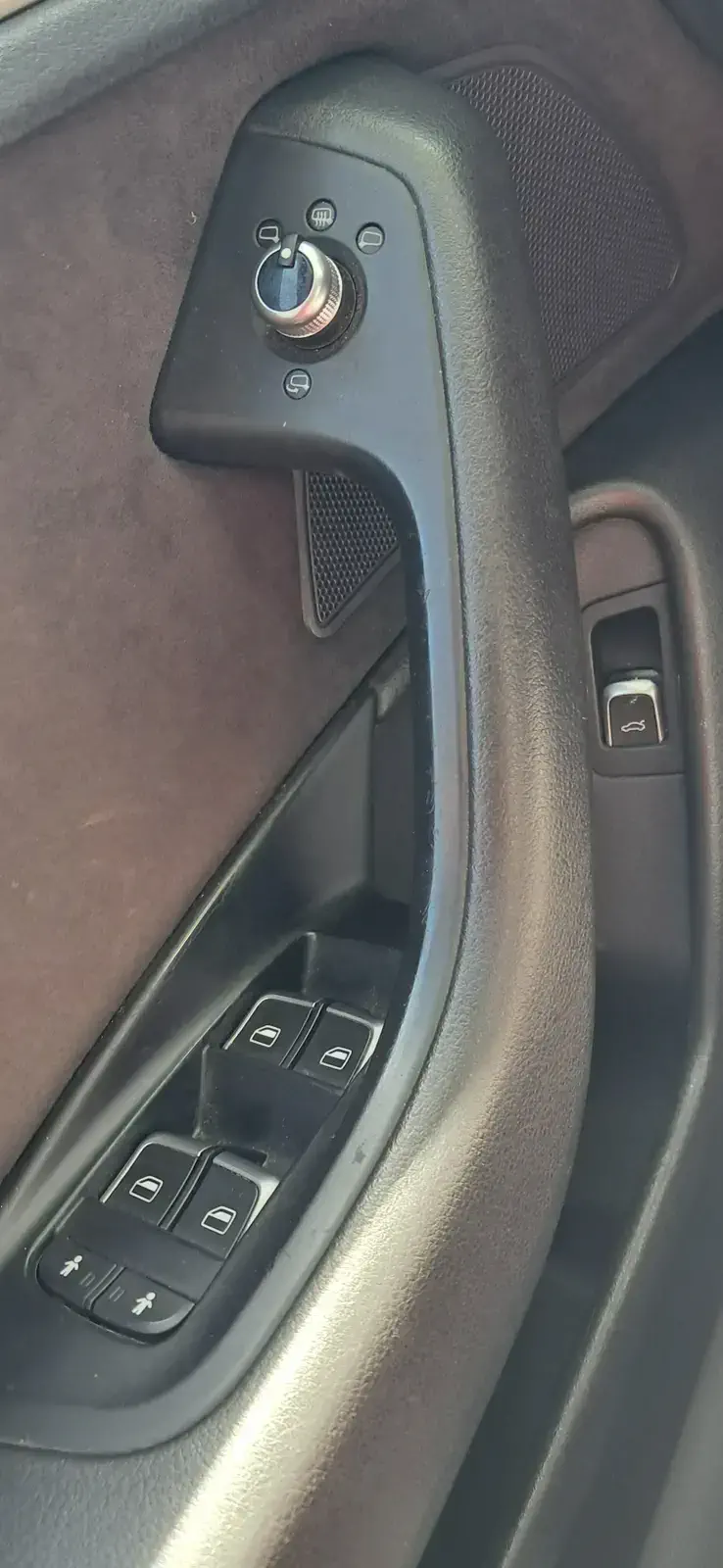 AUDI A6 - Image 15