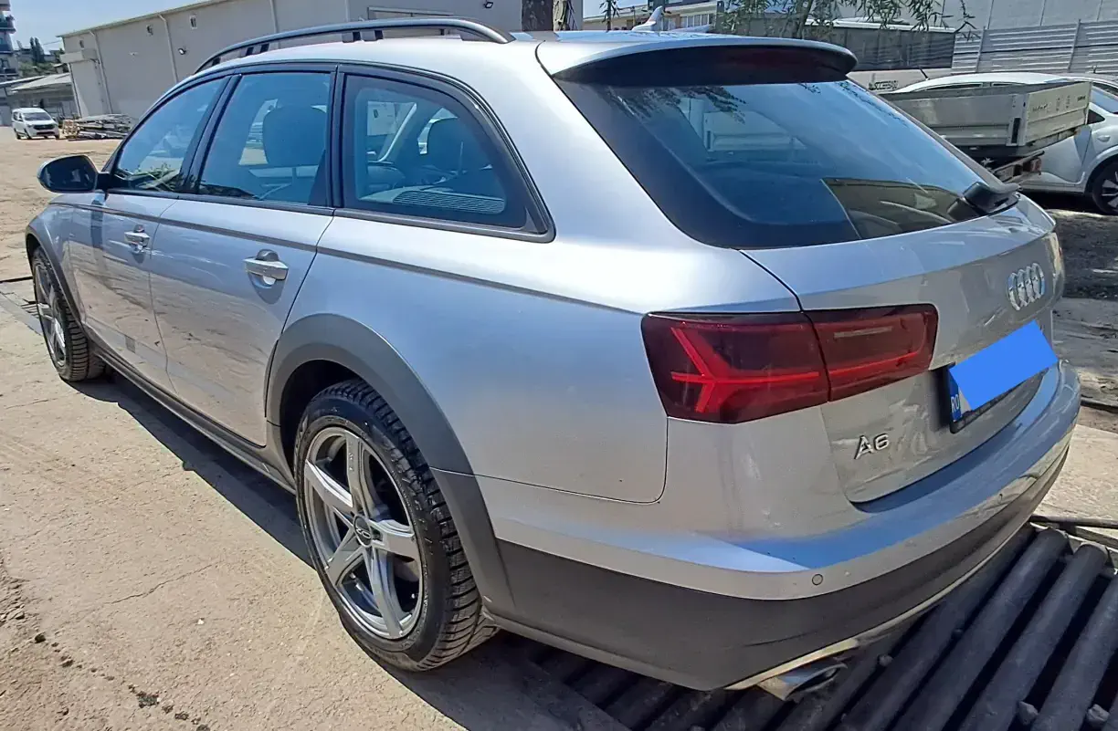 AUDI A6 - Image 6