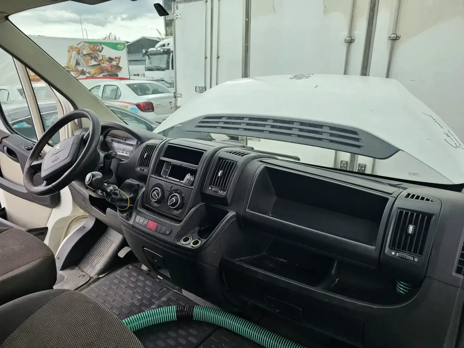 PEUGEOT BOXER - Image 9