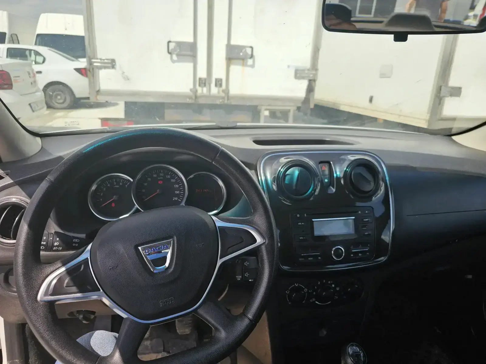 DACIA LOGAN - Image 8