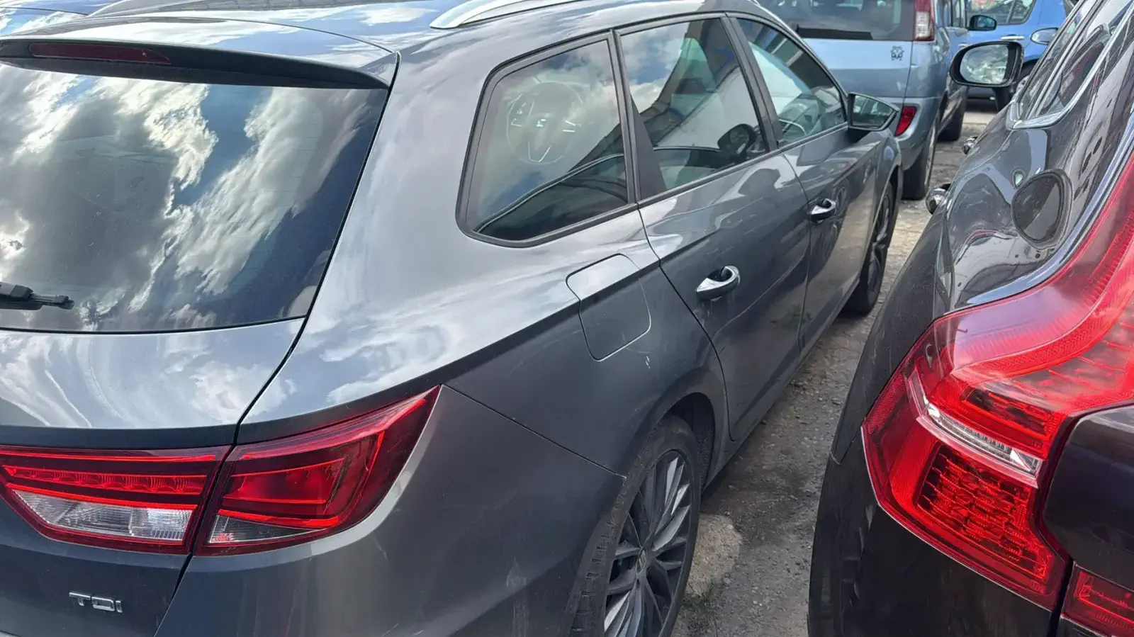 SEAT LEON - Image 15