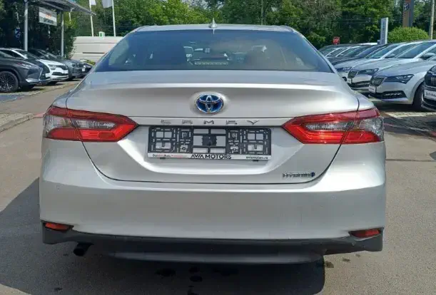 TOYOTA CAMRY - Image 4