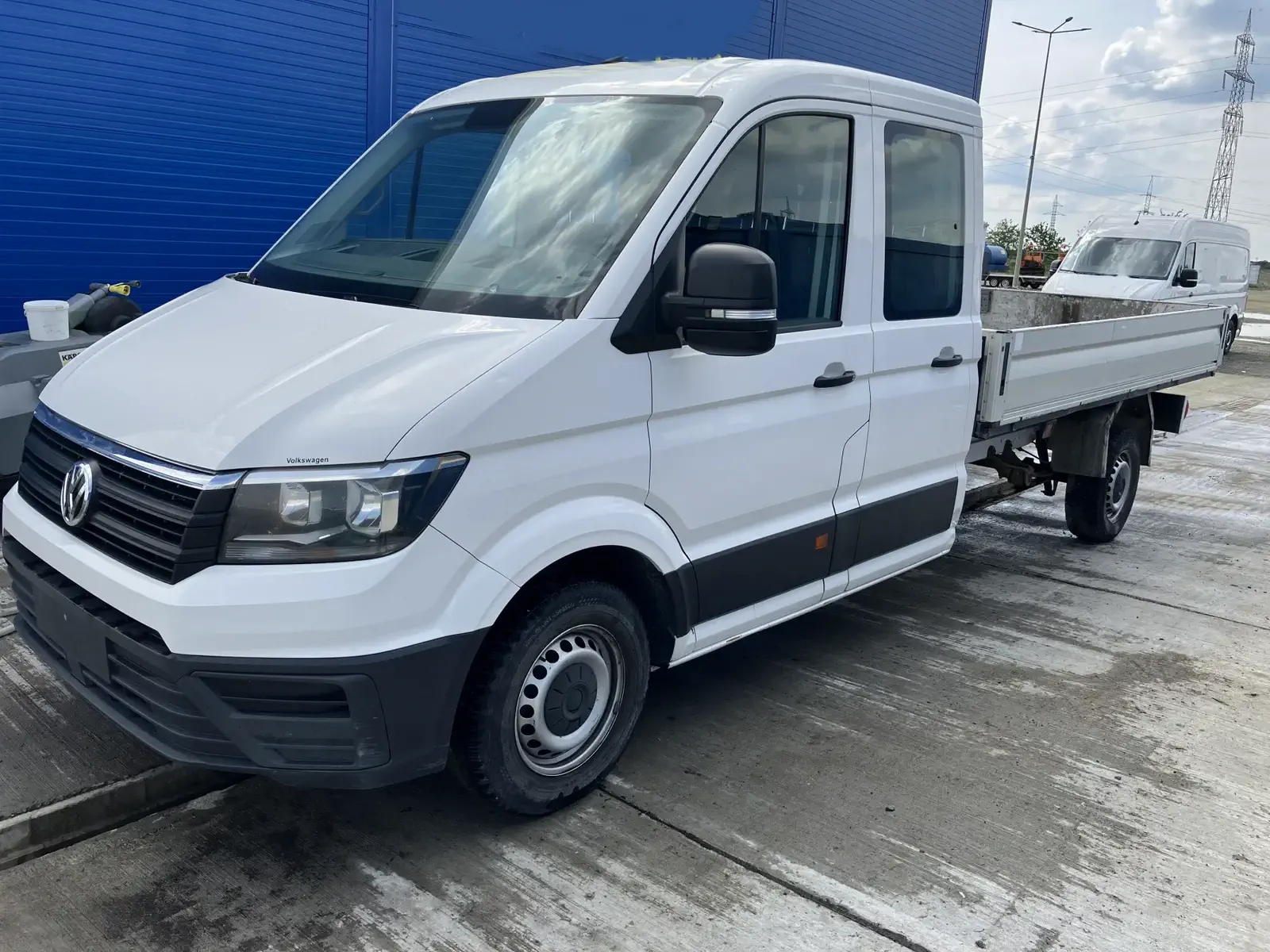 VOLKSWAGEN CRAFTER - Image 2
