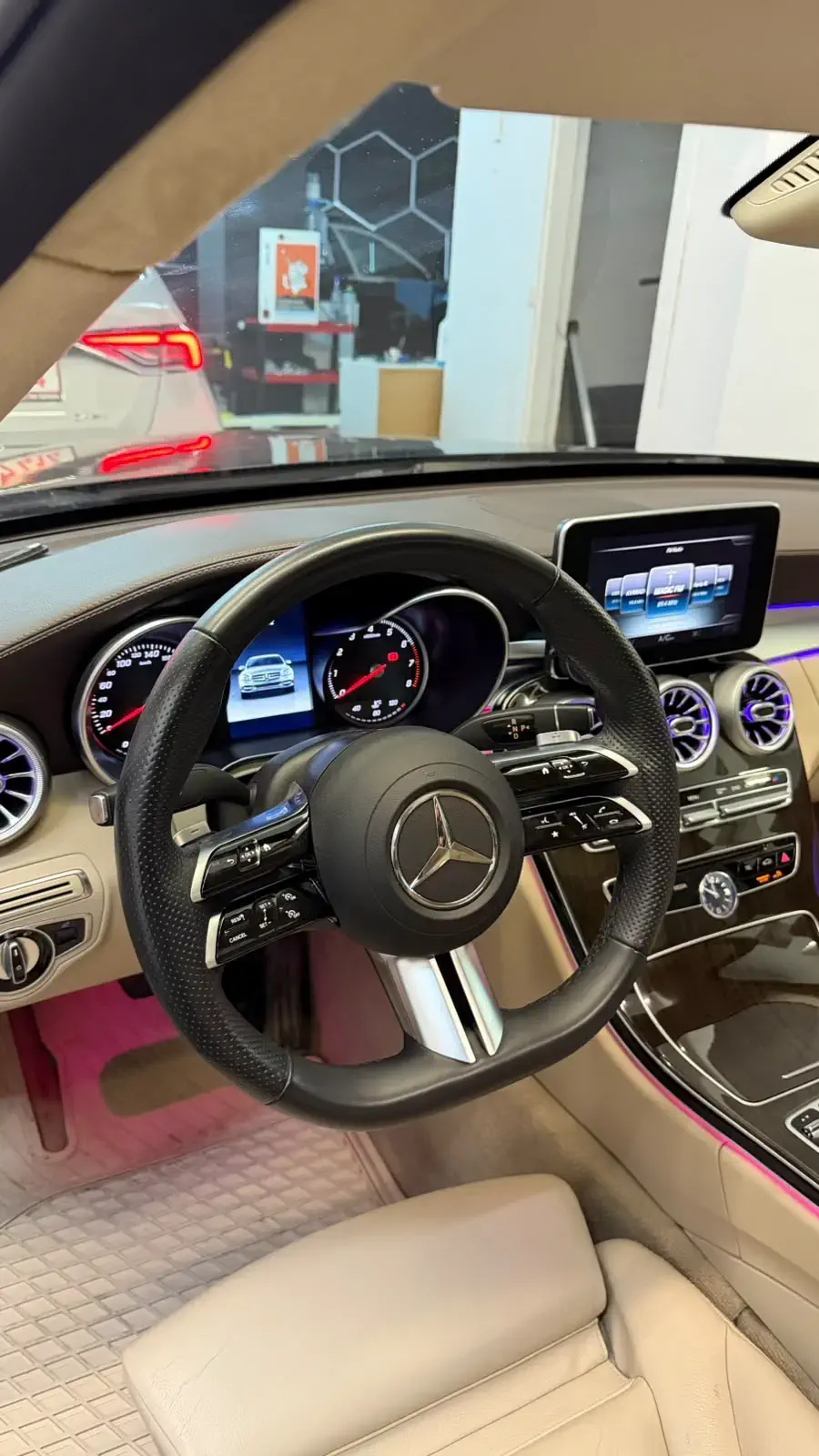 MERCEDES C250 - Image 11