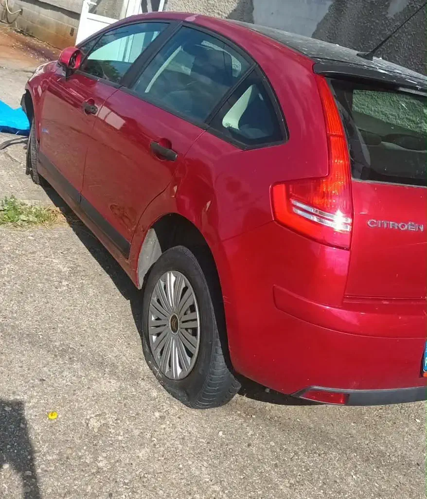 CITROEN C4 - Image 4
