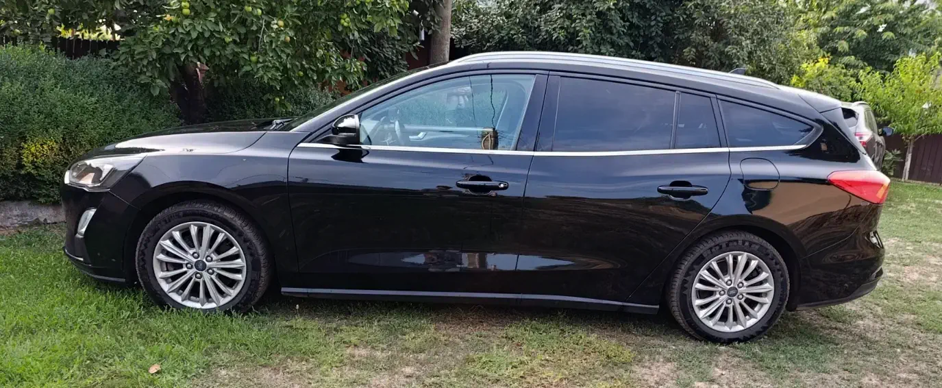FORD FOCUS - Image 11