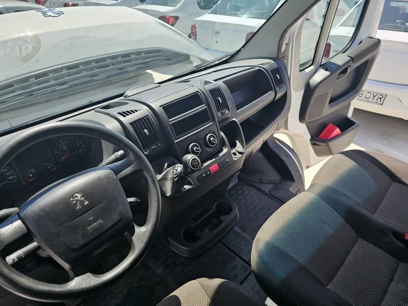 PEUGEOT BOXER - Image 8