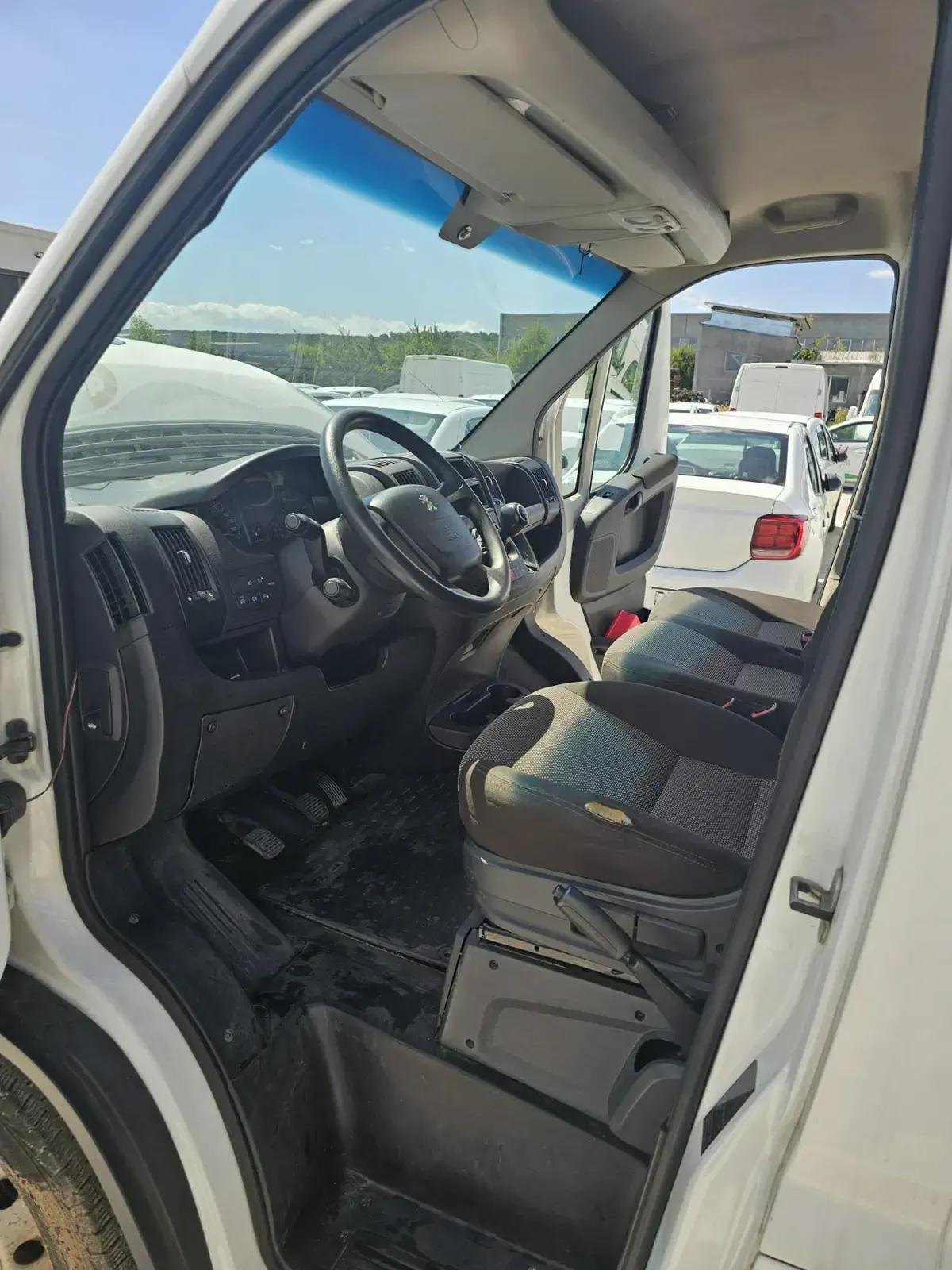 PEUGEOT BOXER - Image 19