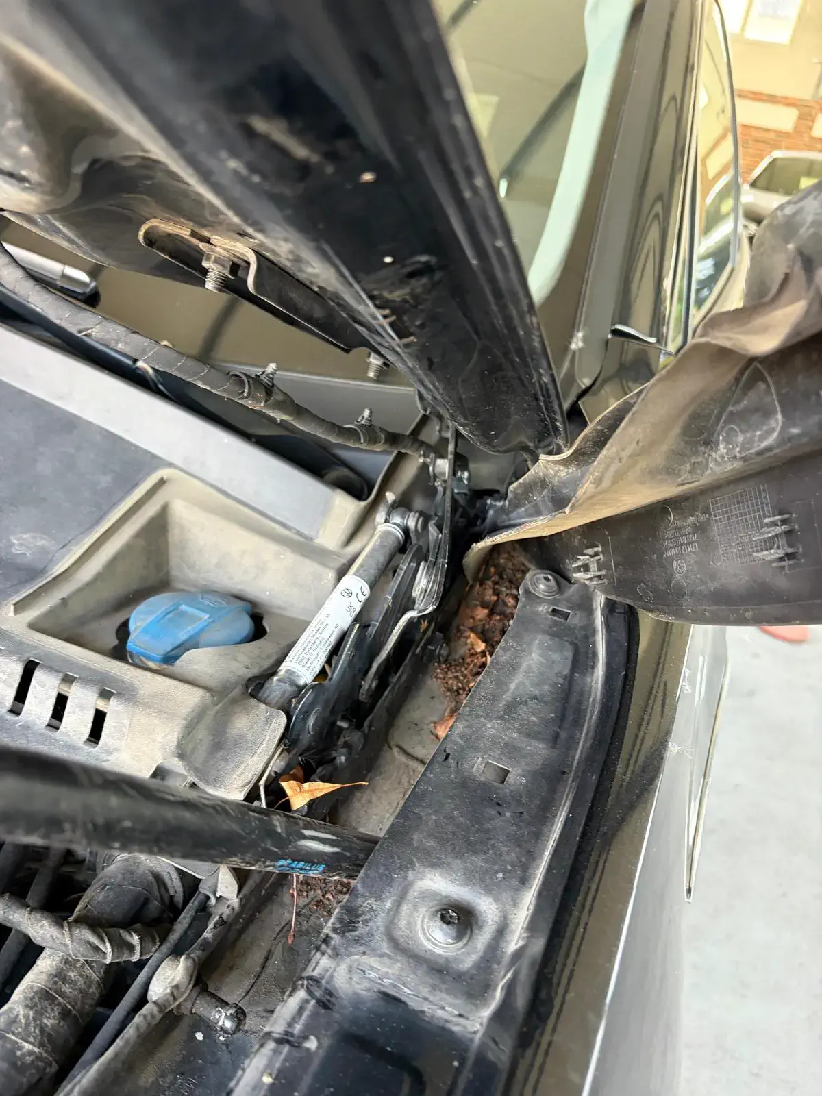 VOLKSWAGEN TOUAREG - Image 35