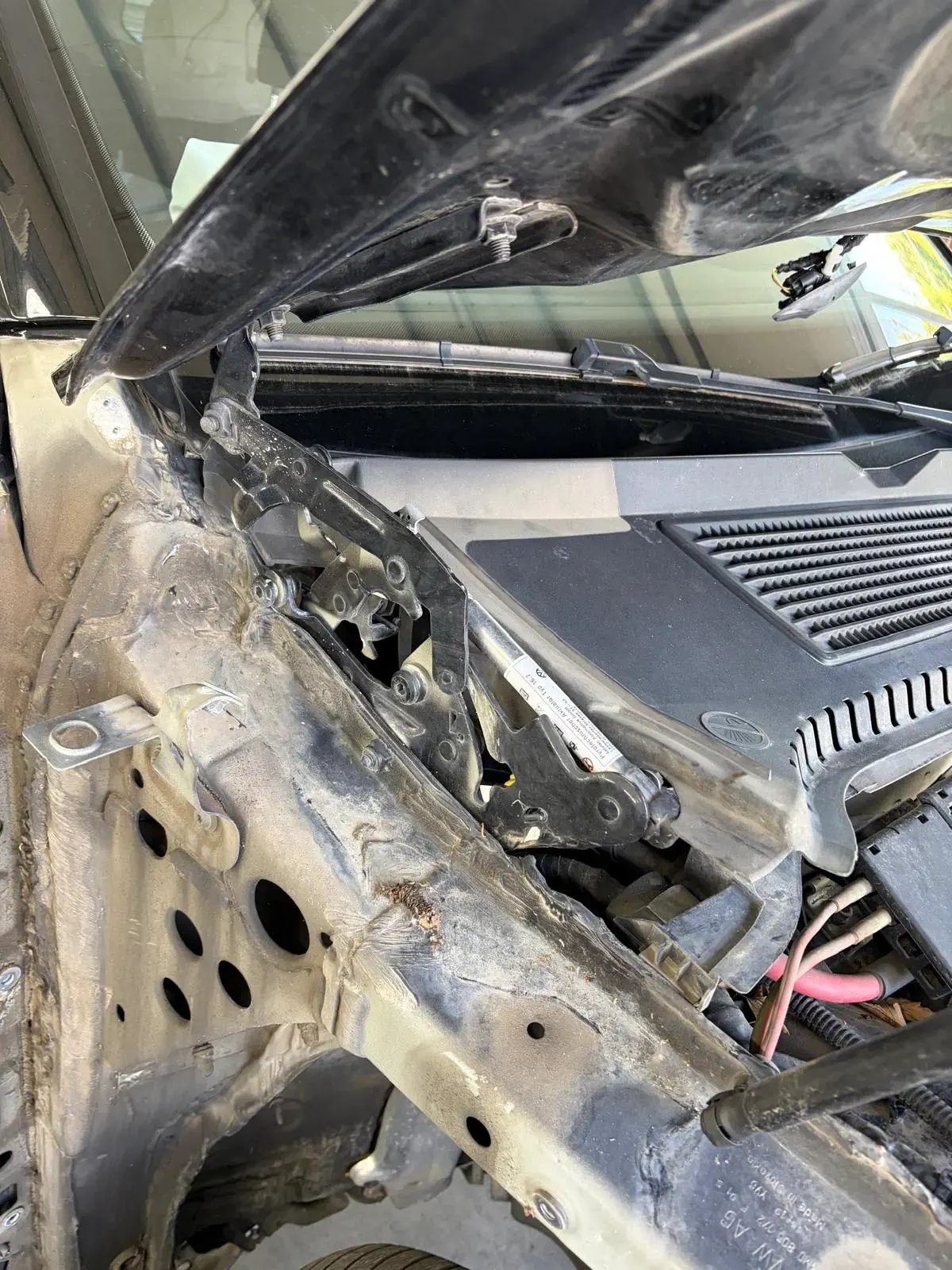 VOLKSWAGEN TOUAREG - Image 34