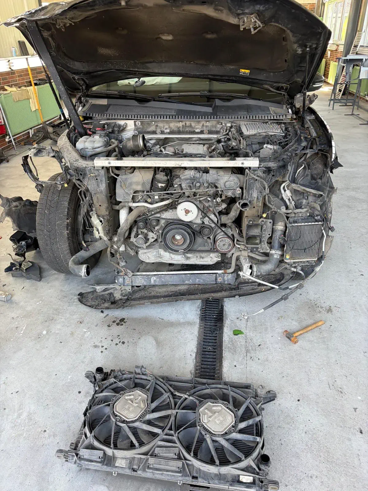VOLKSWAGEN TOUAREG - Image 24
