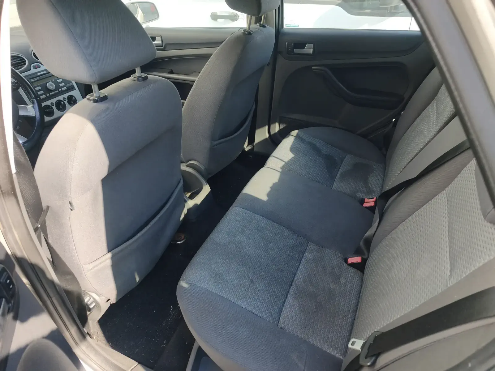 FORD FOCUS - Image 15