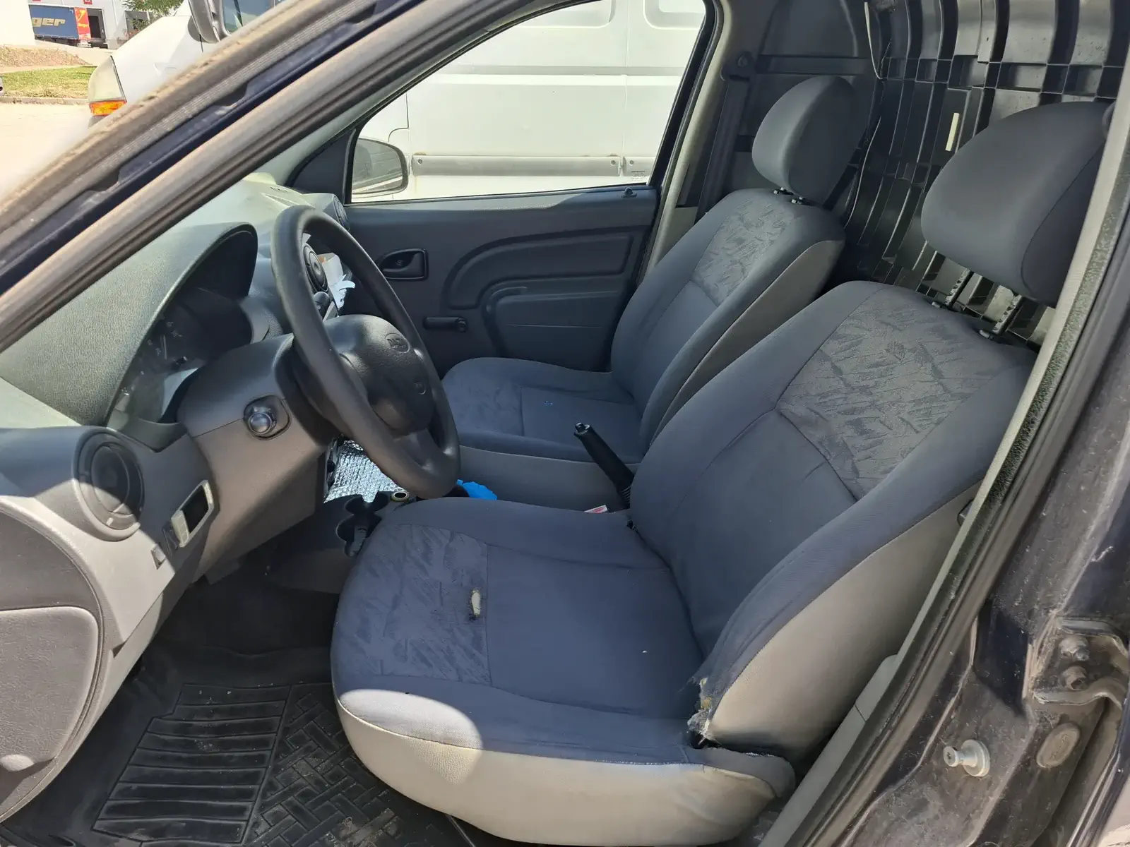 DACIA LOGAN - Image 16