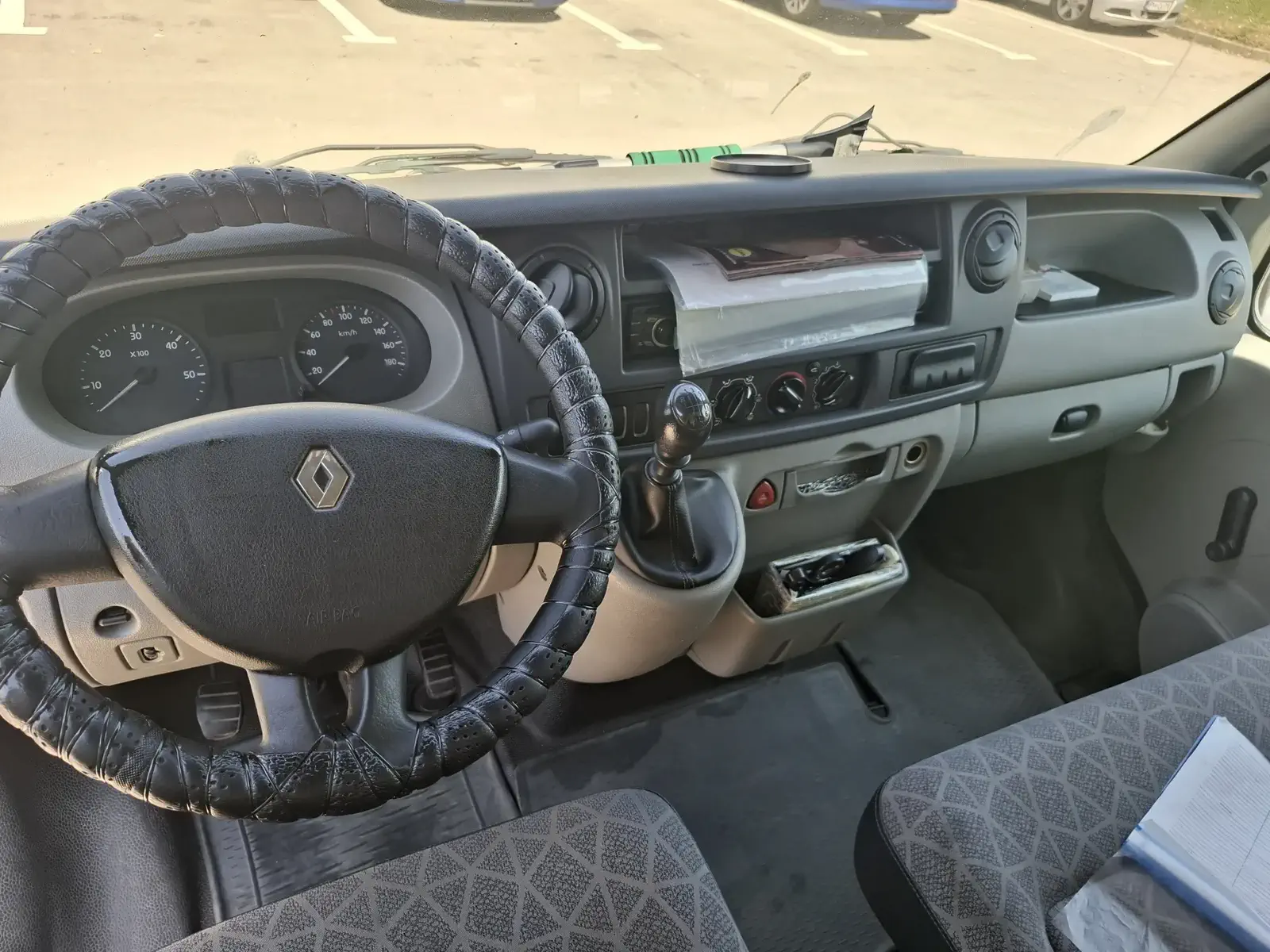 RENAULT MASTER - Image 7