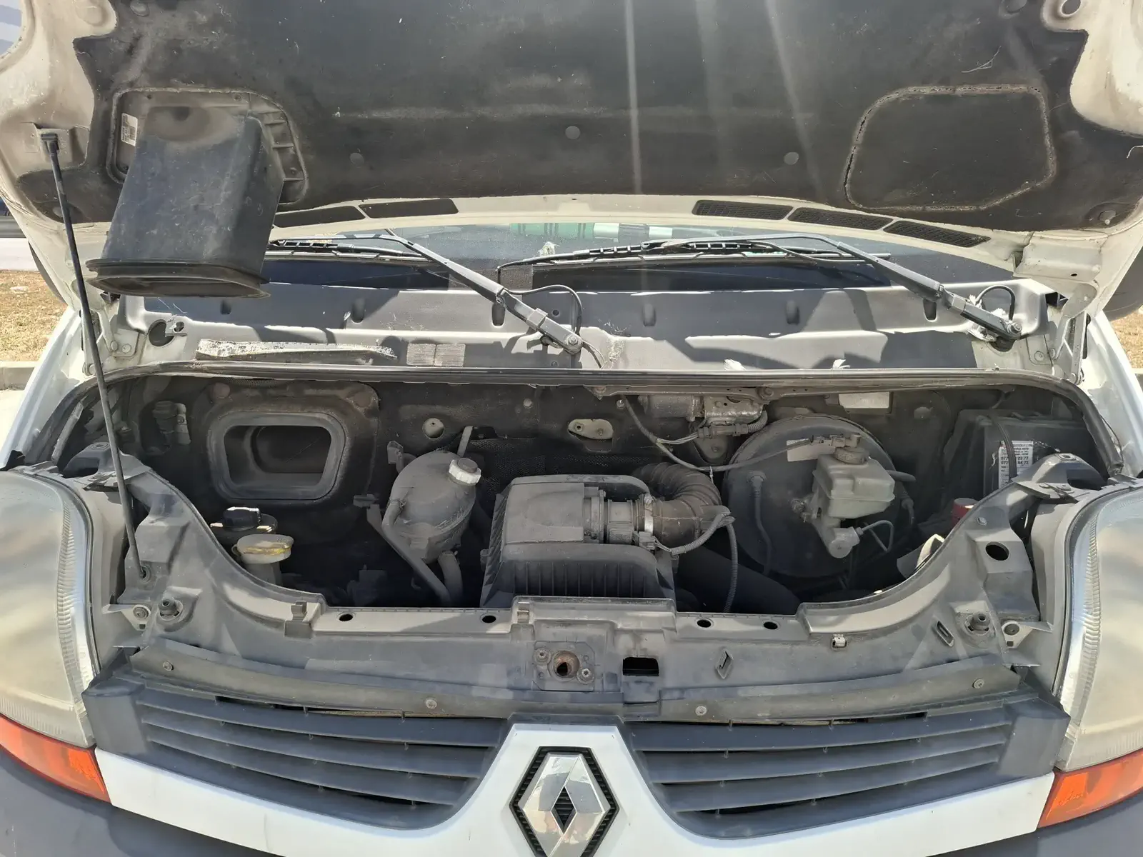 RENAULT MASTER - Image 30