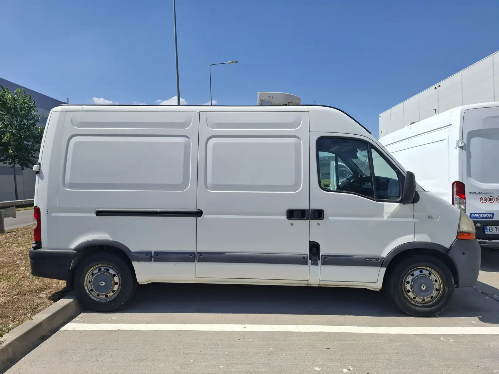 RENAULT MASTER - Image 11