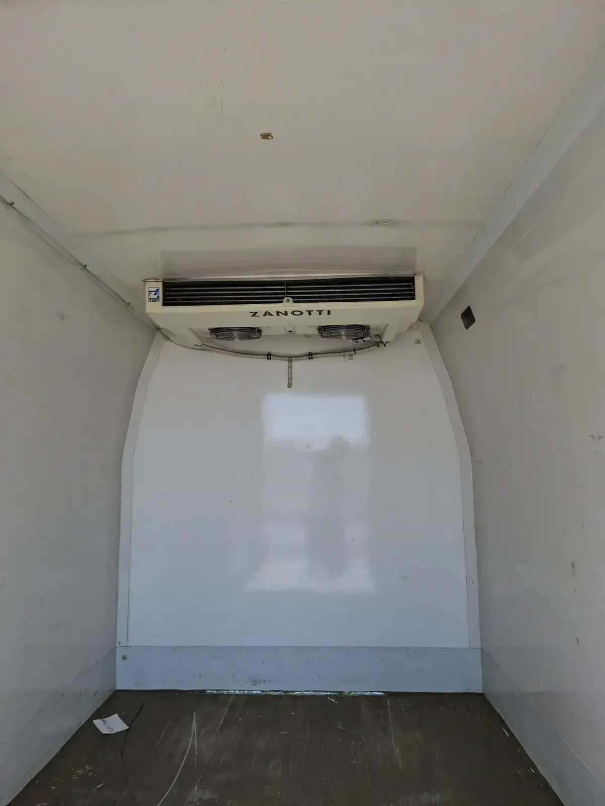RENAULT MASTER - Image 24