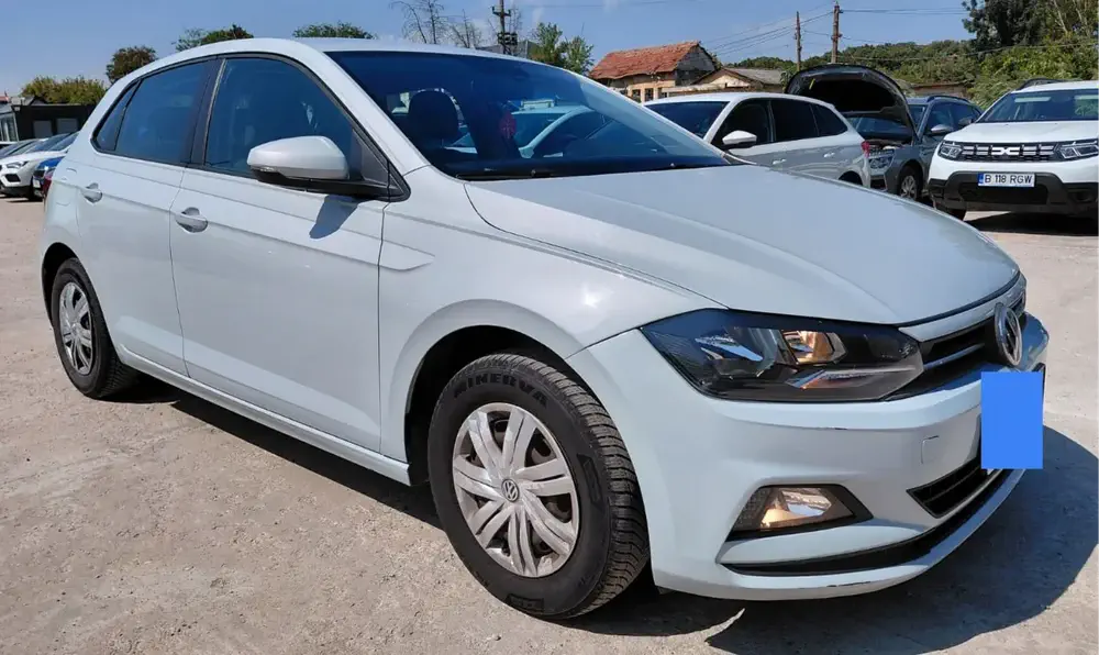 VOLKSWAGEN POLO