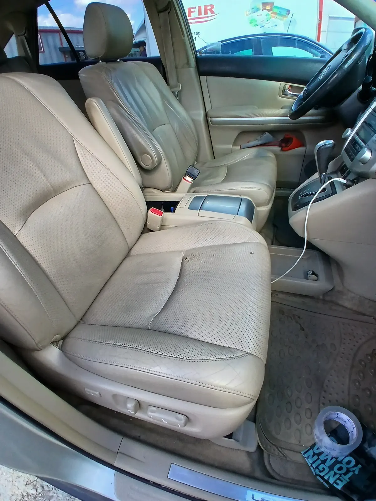LEXUS RX - Image 17