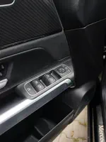 MERCEDES GLB220