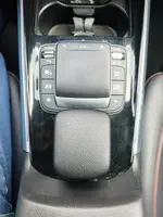 MERCEDES GLB220