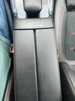 MERCEDES GLB220