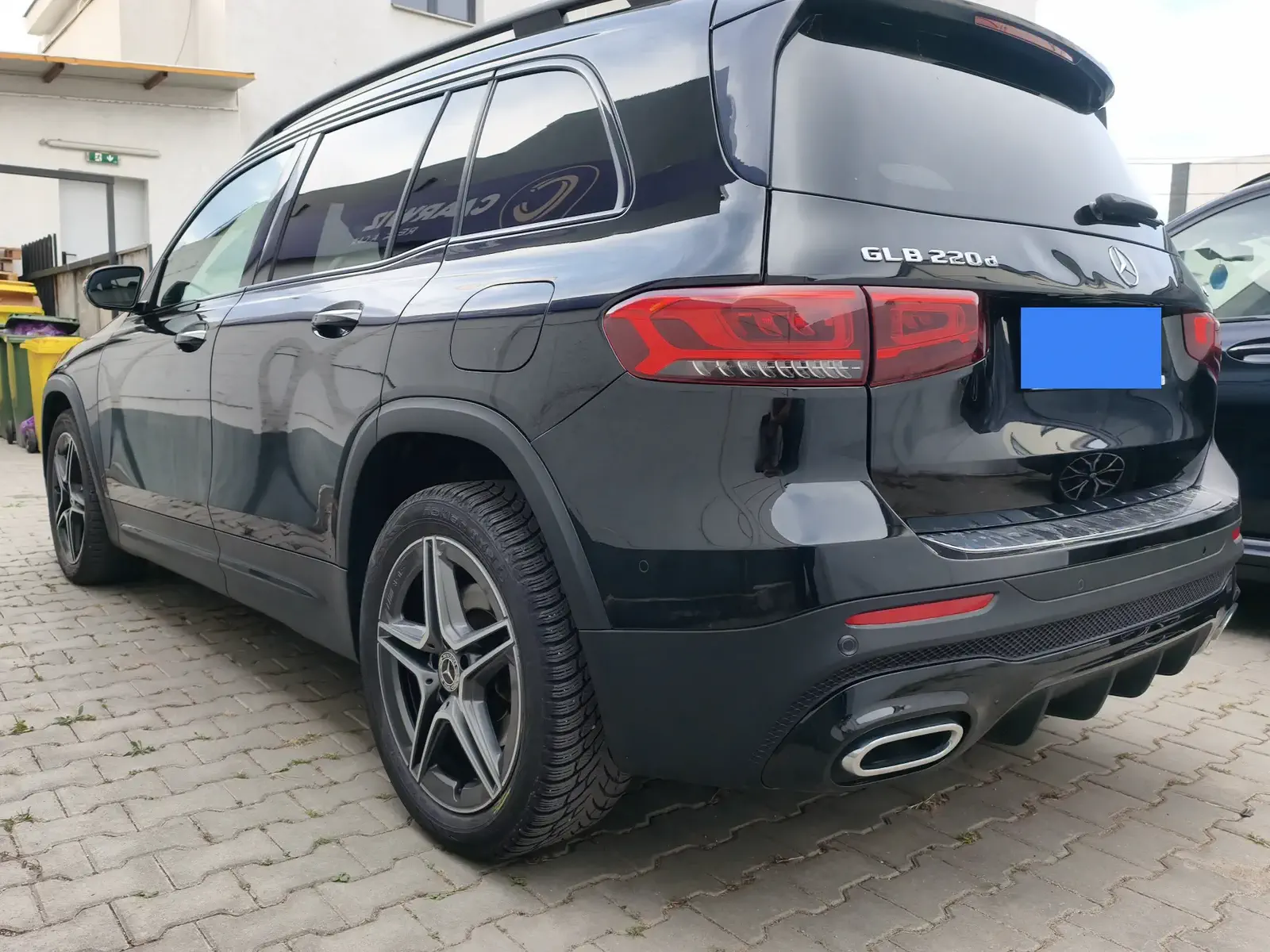 MERCEDES GLB220 - Image 8
