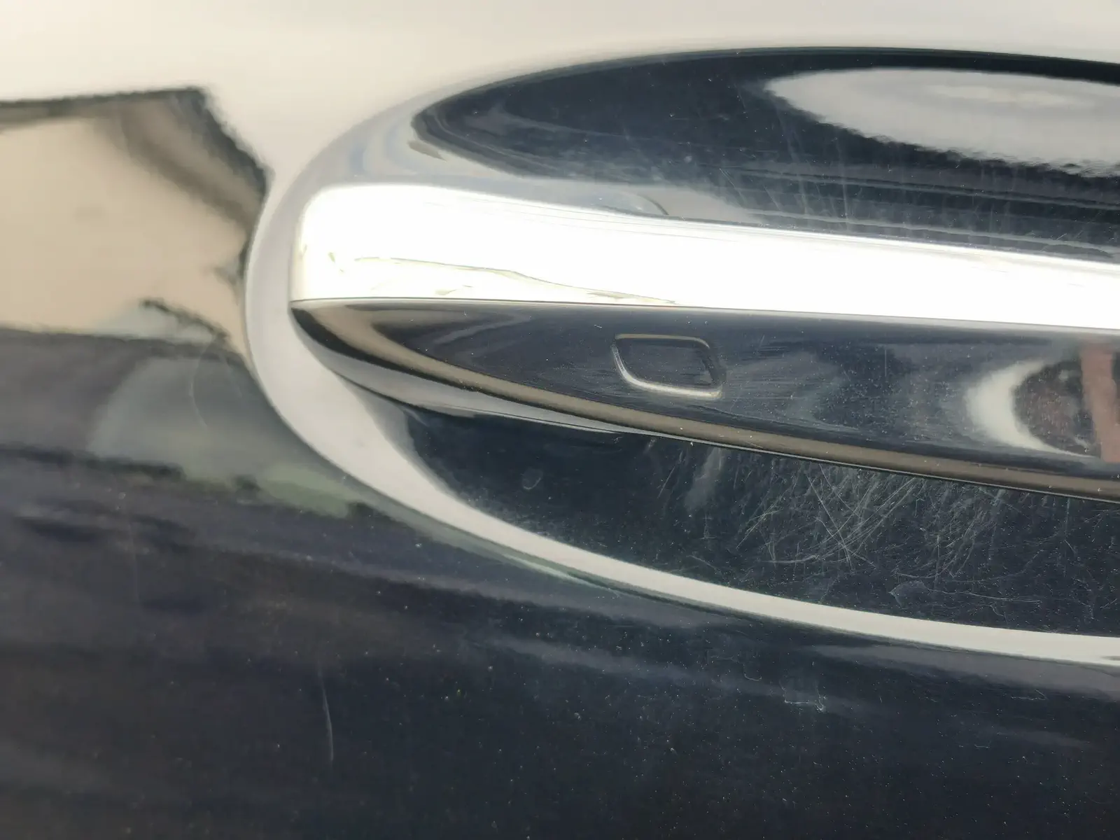 MERCEDES GLB220 - Image 63