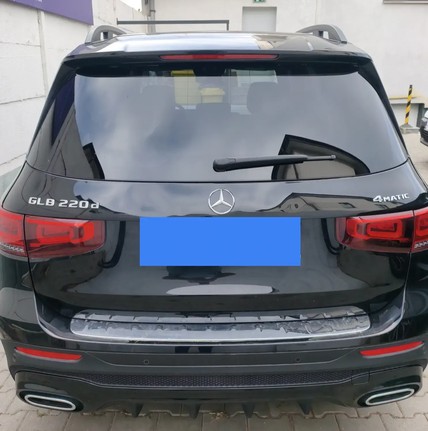 MERCEDES GLB220 - Image 6