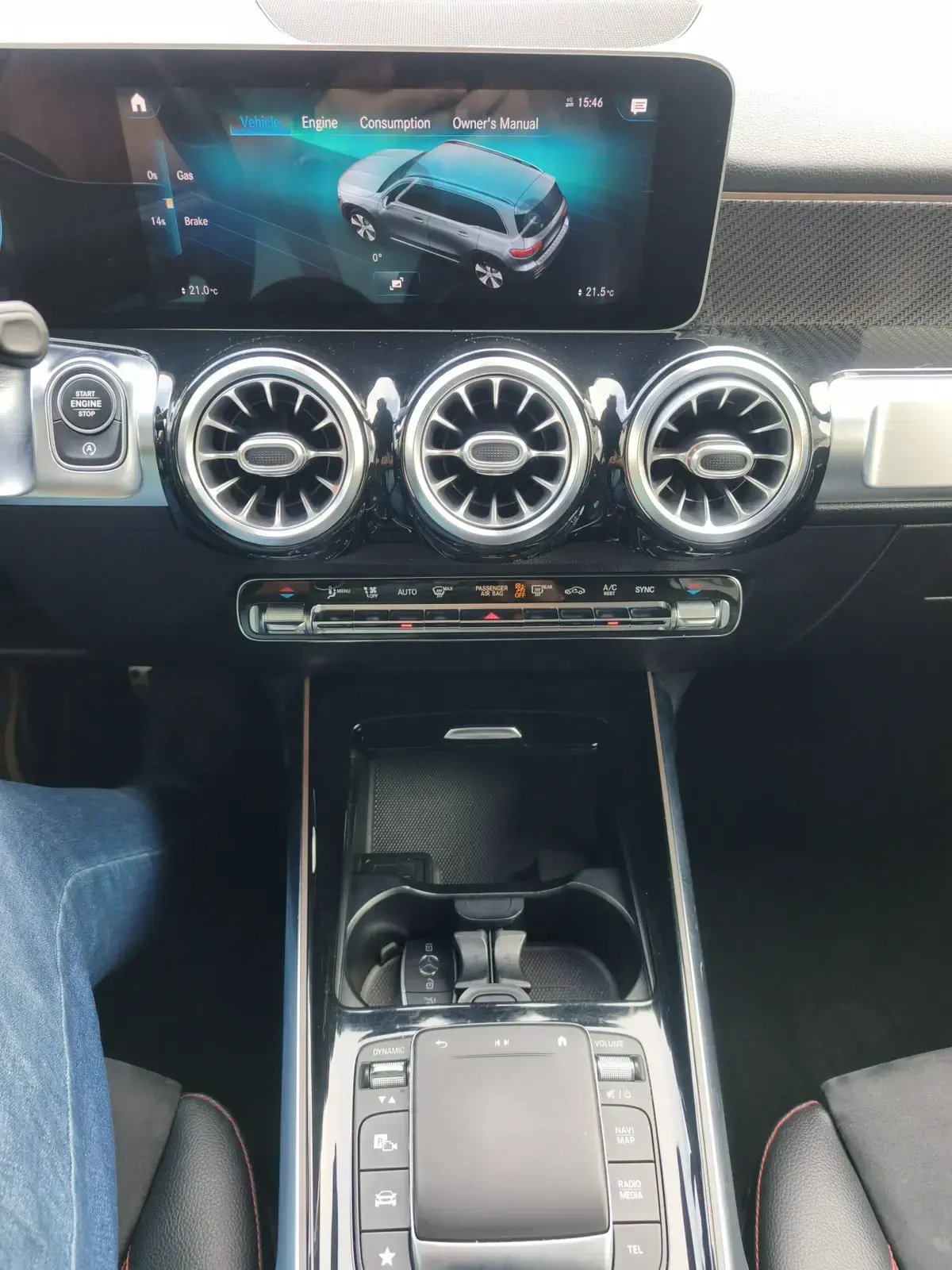 MERCEDES GLB220 - Image 14