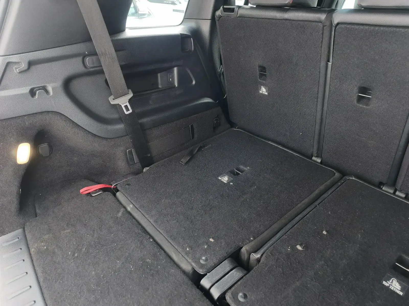 MERCEDES GLB220 - Image 41