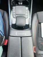 MERCEDES GLB220