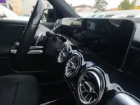 MERCEDES GLB220