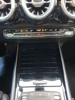 MERCEDES GLB220