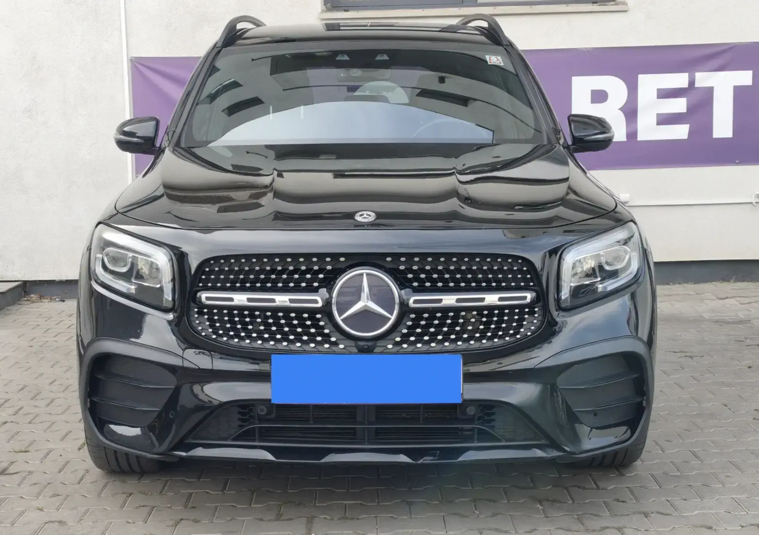 MERCEDES GLB220 - Image 2
