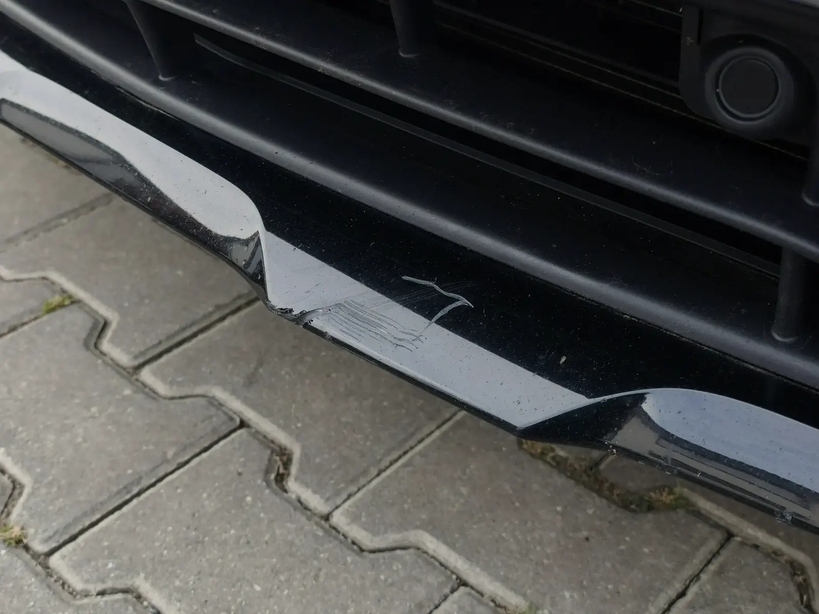 MERCEDES GLB220 - Image 24