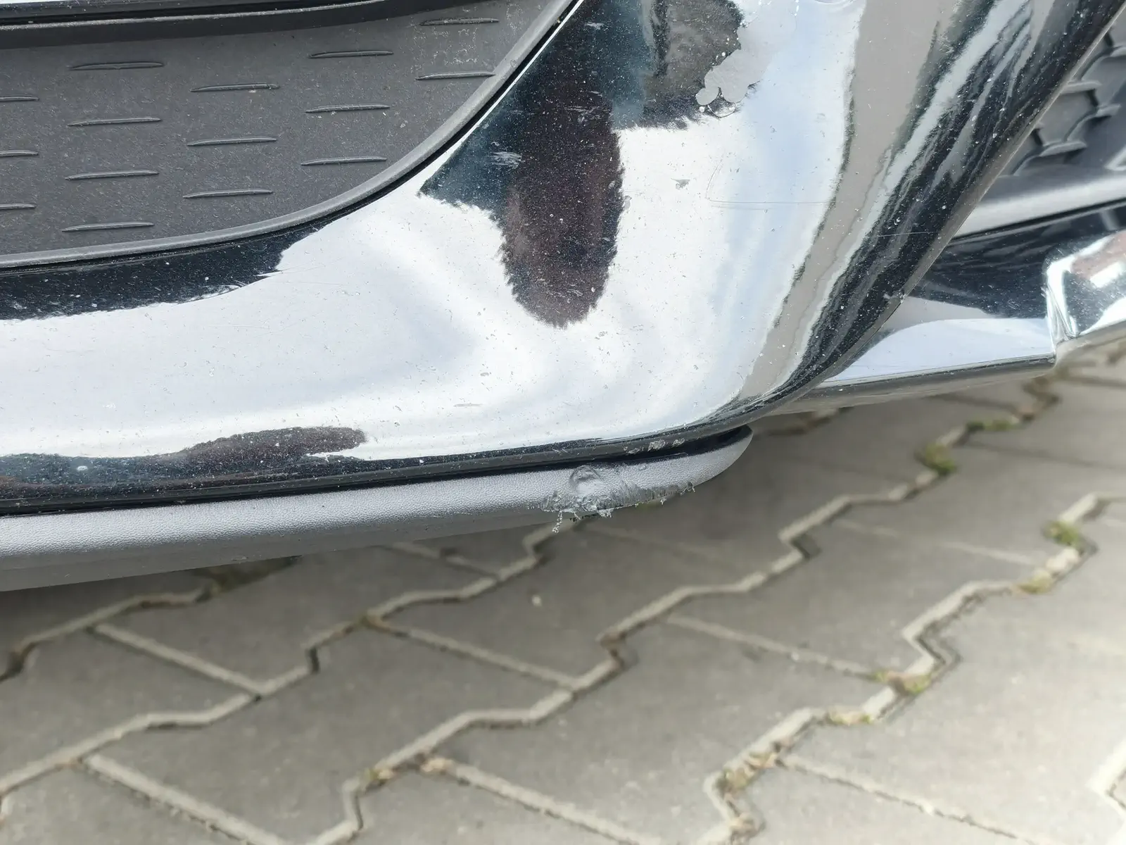 MERCEDES GLB220 - Image 26