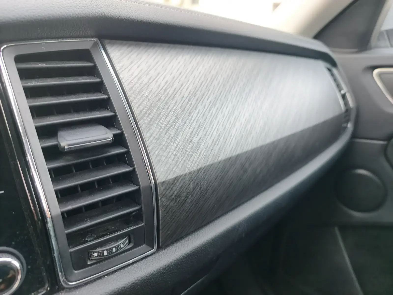 SKODA KODIAQ - Image 31