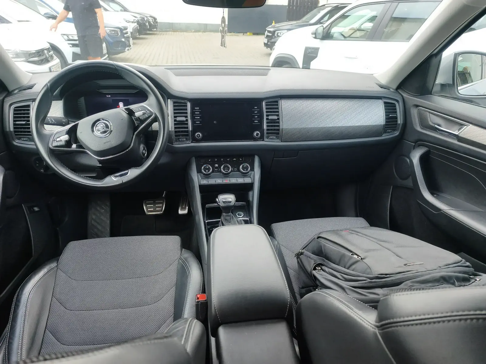 SKODA KODIAQ - Image 10