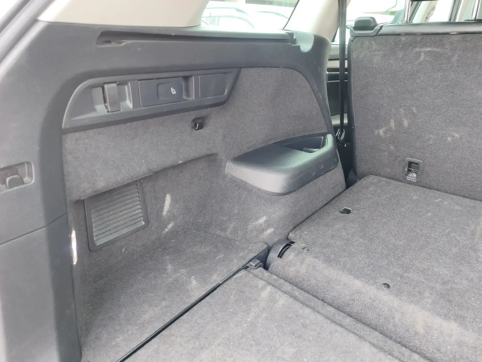 SKODA KODIAQ - Image 19