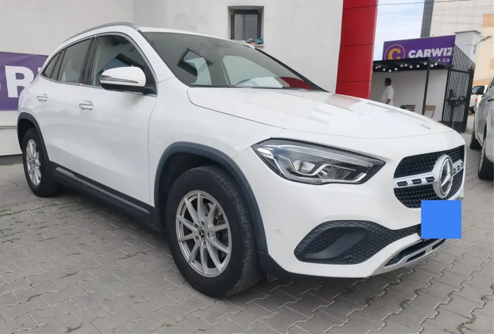 MERCEDES GLA200