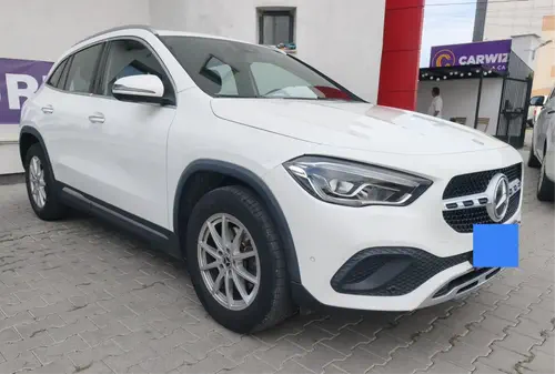 MERCEDES GLA200