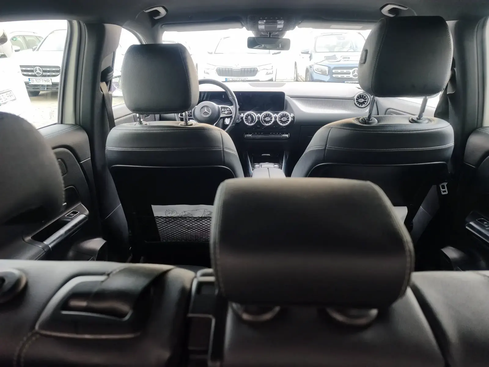 MERCEDES GLA200 - Image 15